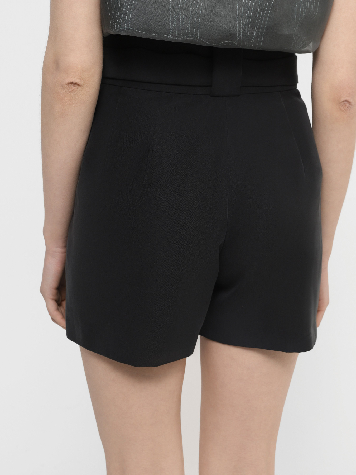 Повсякденні шорти Emporio Armani модель E3NP1M-F9910-997 Фото