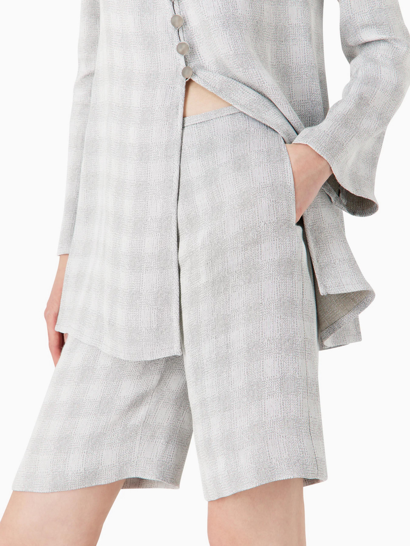 Шорты Emporio Armani модель E3NP31-F2119-016 Фото