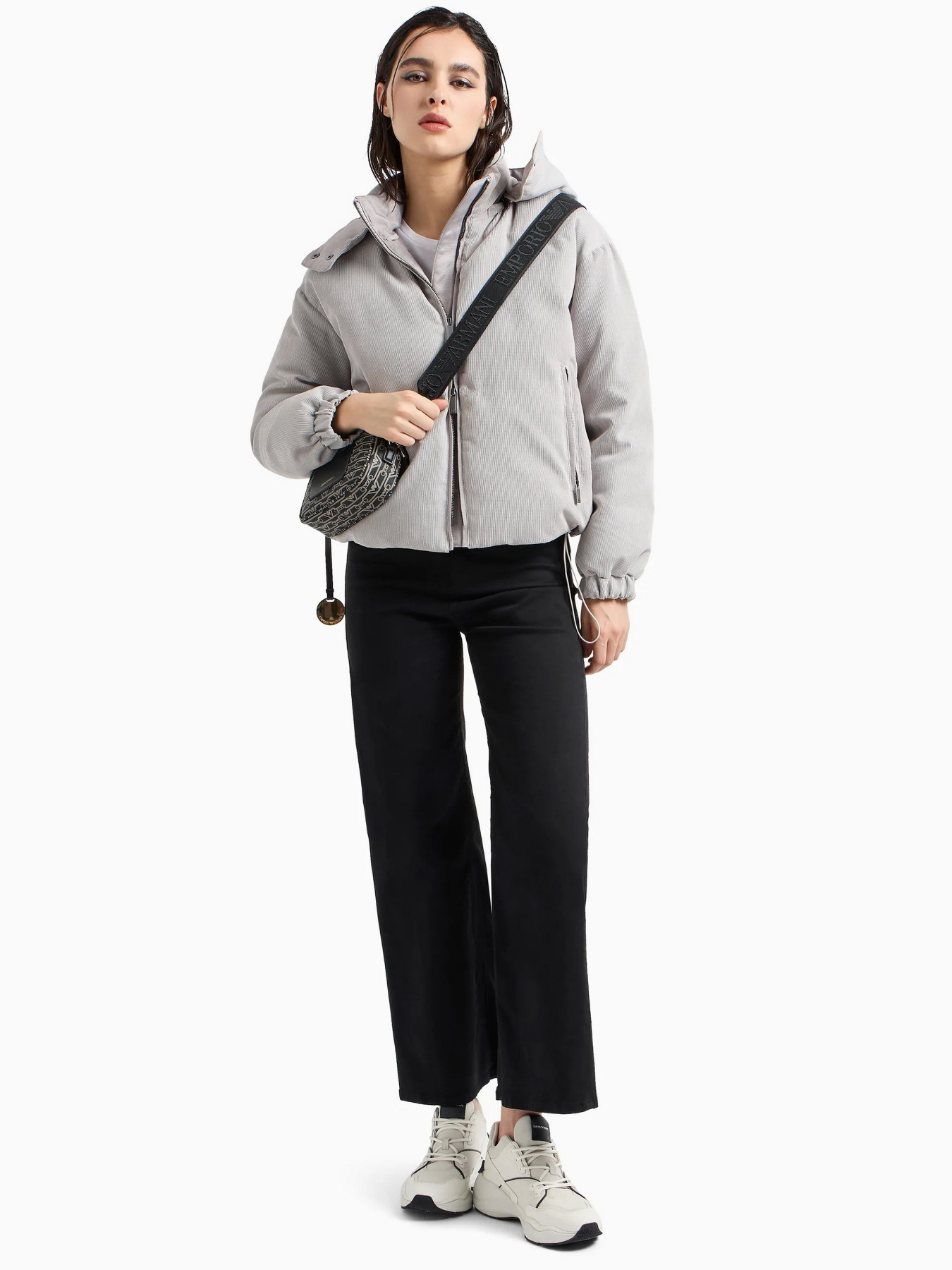 Широкие джинсы Emporio Armani модель 6D2J33-2N7AZ-0999 Широкие джинсы Emporio Armani модель 6D2J33-2N7AZ-0999 Фото