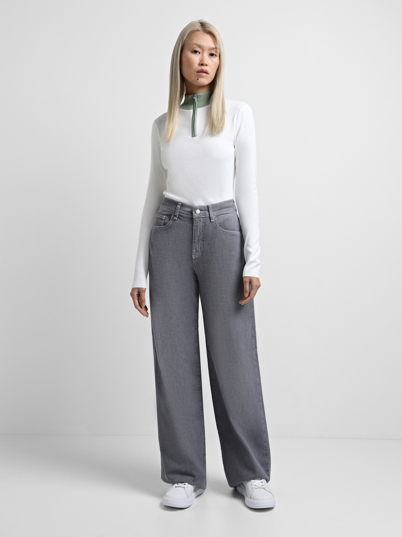 Широкие джинсы Emporio Armani модель 6D2J7E-2N9ZZ-0653 Фото