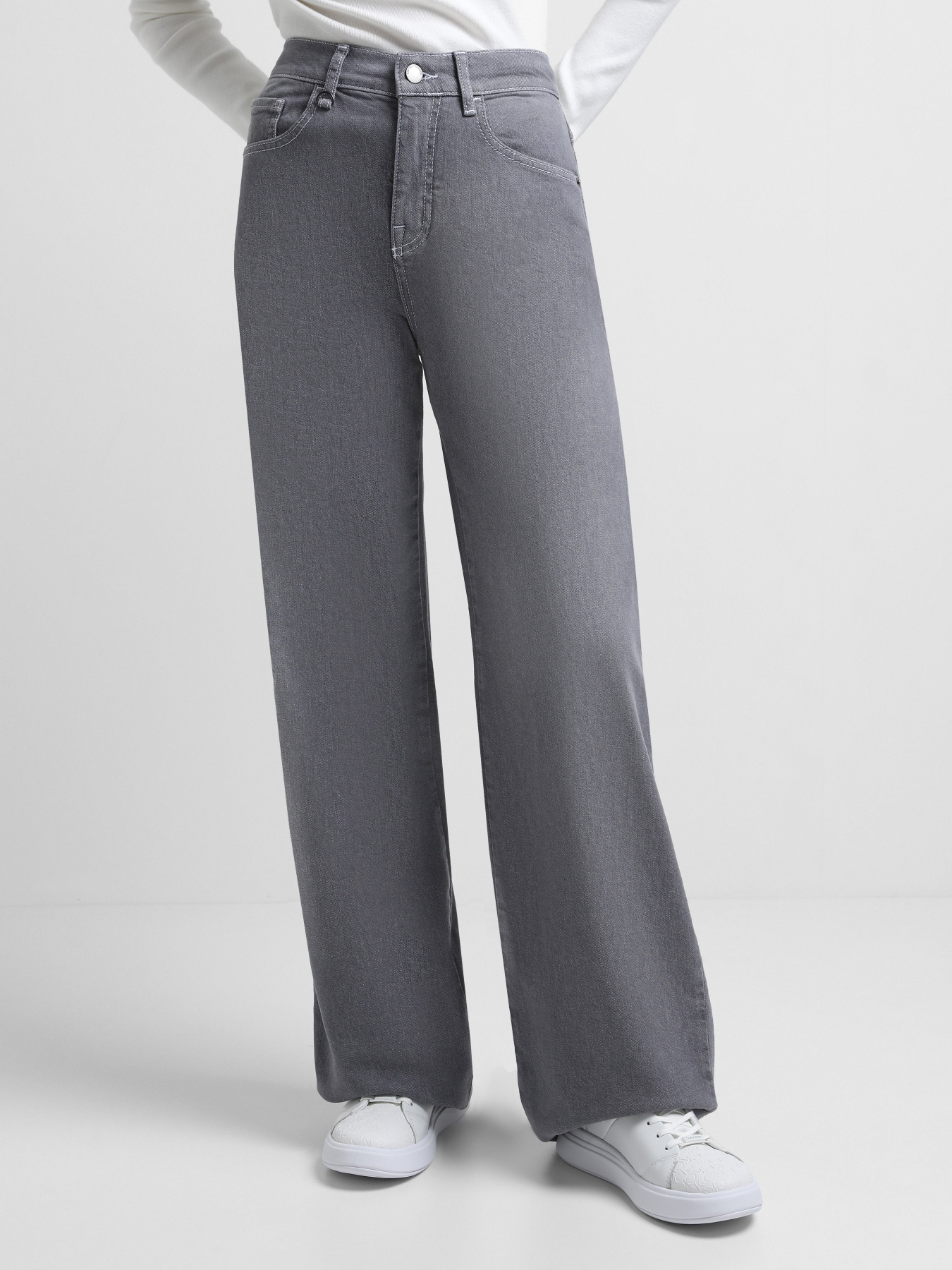 Широкие джинсы Emporio Armani модель 6D2J7E-2N9ZZ-0653 Фото