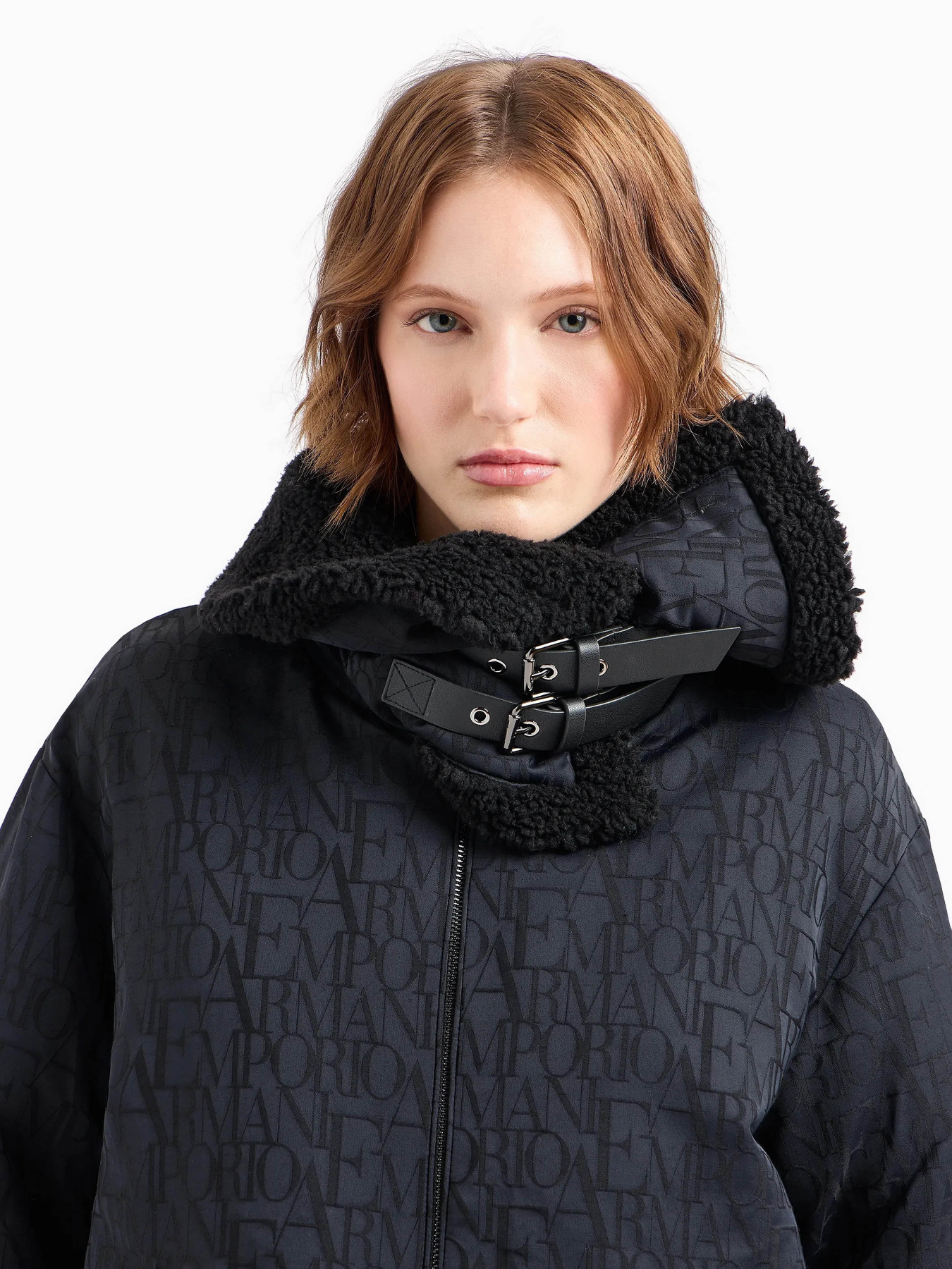 Зимова куртка Emporio Armani модель 6D2B62-2NGGZ-0999 Зимова куртка Emporio Armani модель 6D2B62-2NGGZ-0999 Фото