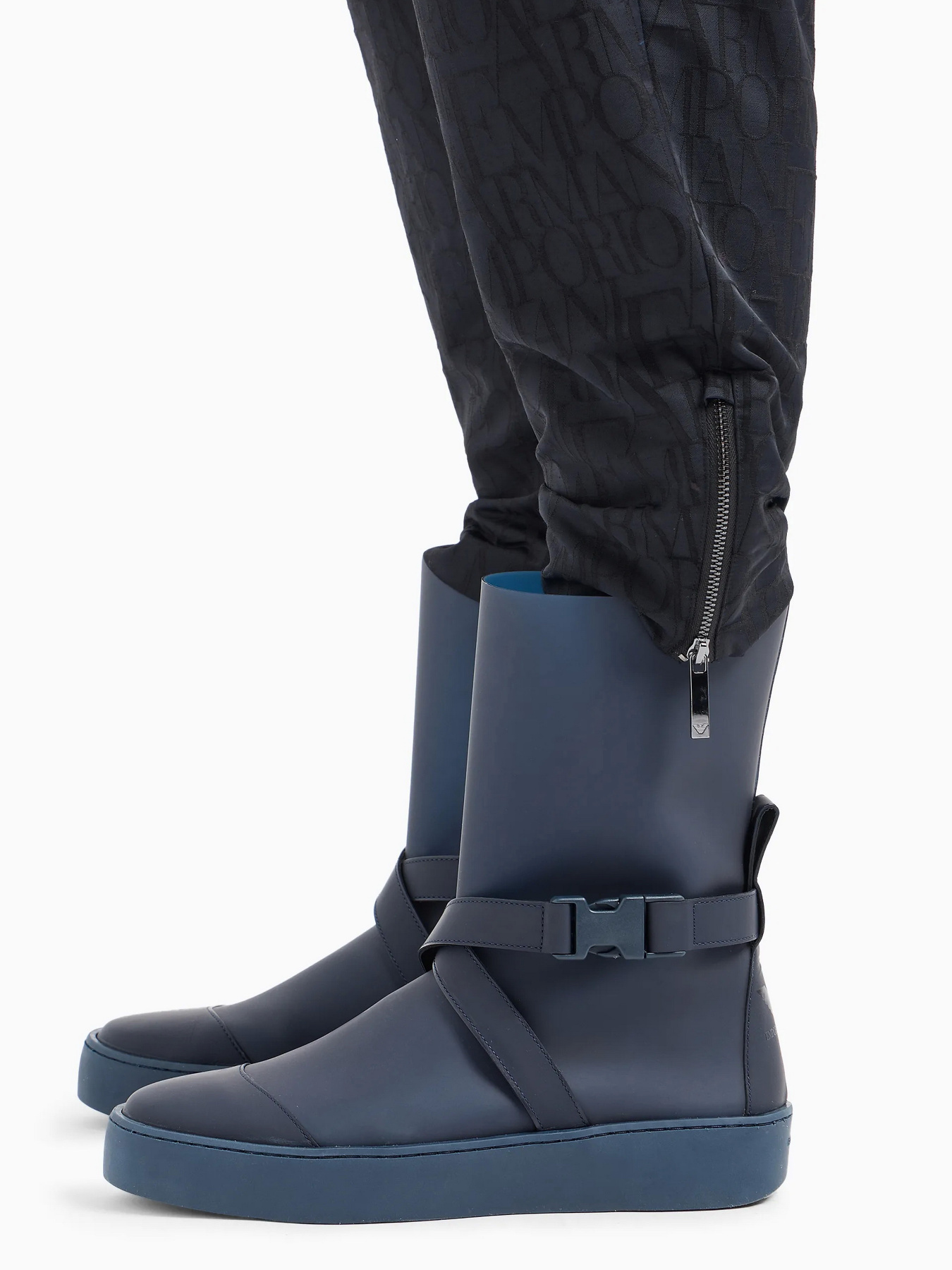 Повседневные штаны Emporio Armani модель 6D2P62-2NGGZ-0999 Фото