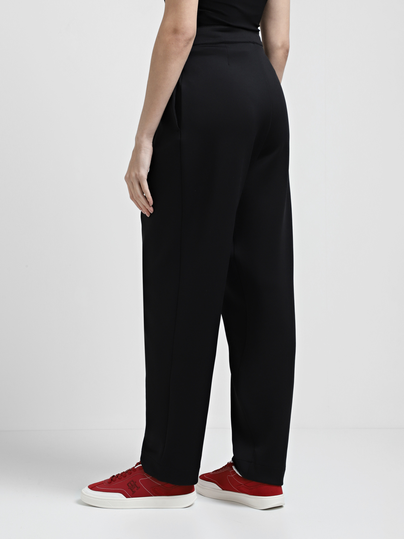 Повсякденні штани Emporio Armani модель 6D2P7B-2JXGZ-0999 Фото