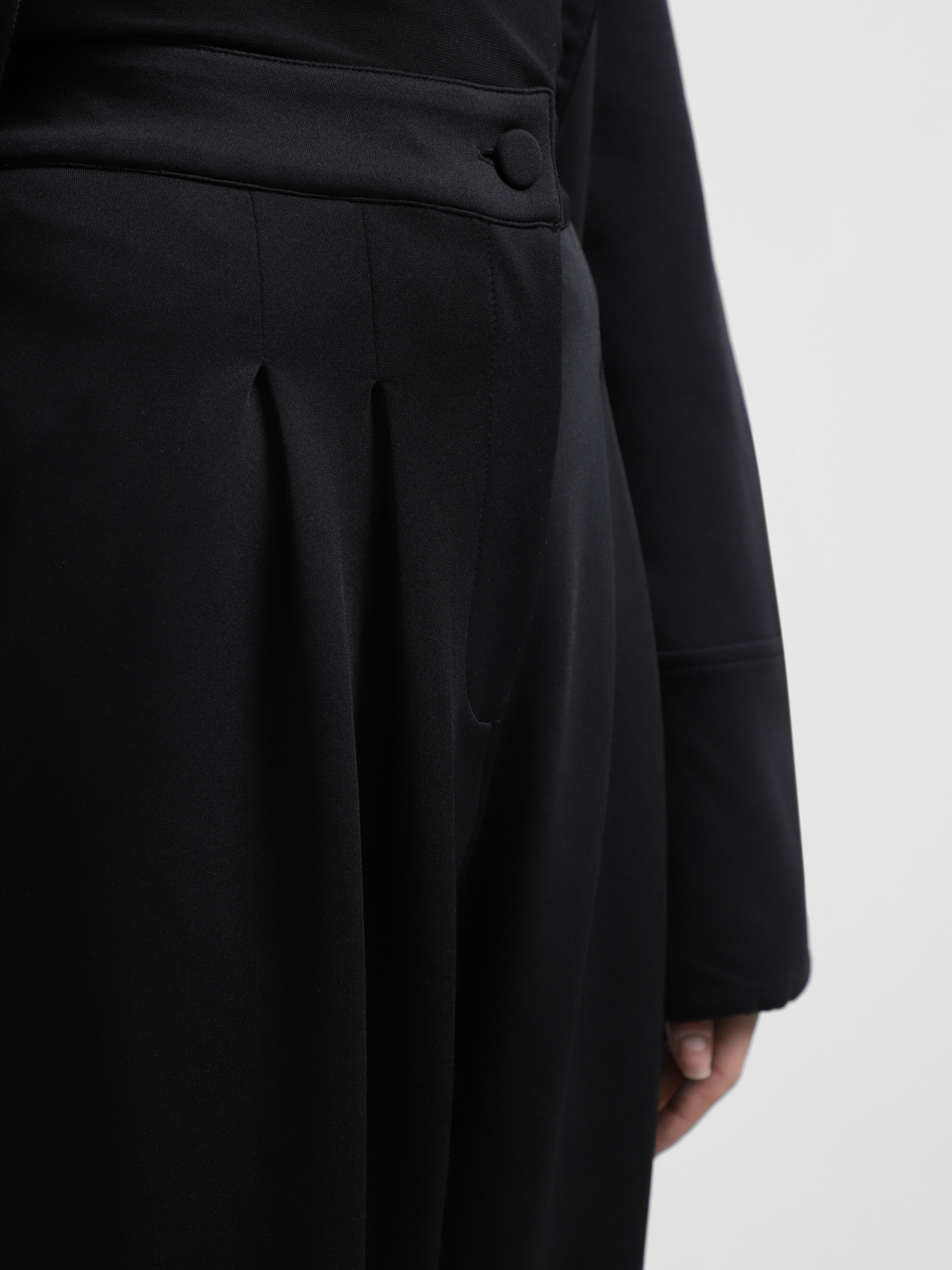 Повсякденні штани Emporio Armani модель 6D2P7B-2JXGZ-0999 Фото