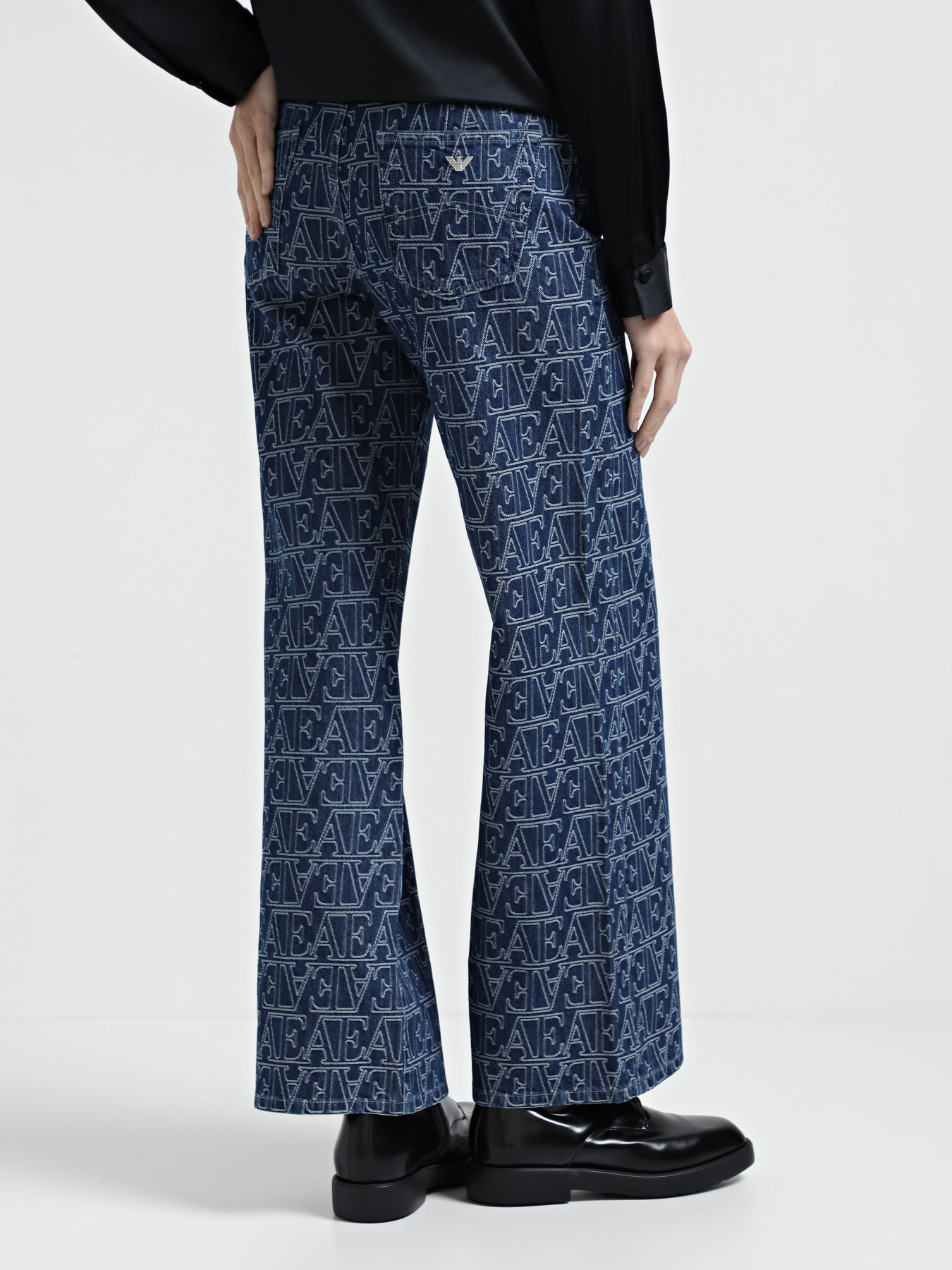 Широкие джинсы Emporio Armani модель 6D2J33-2DUFZ-F950 Фото