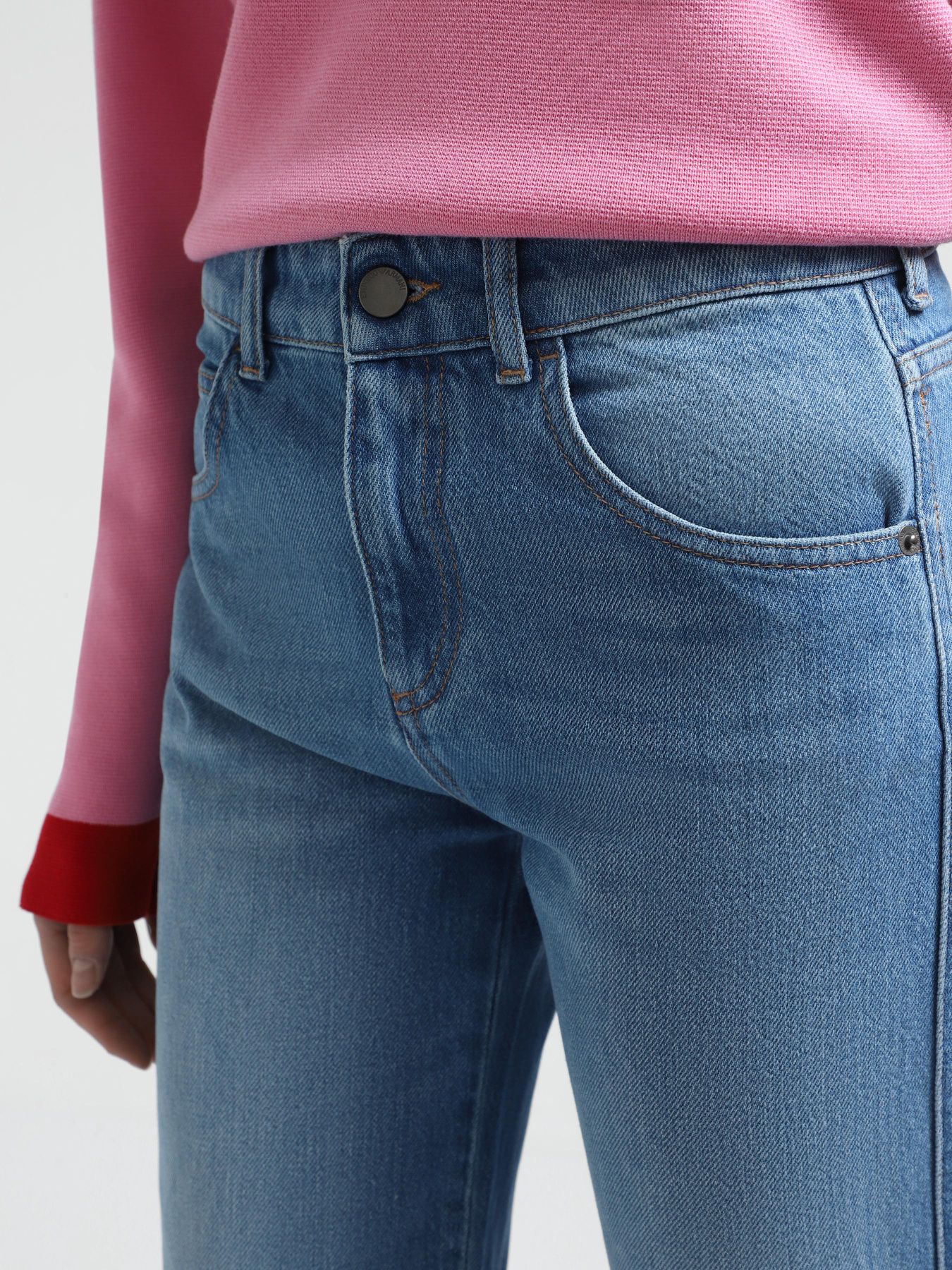 Расклешенные джинсы Emporio Armani модель 6D2J9D-2DUQZ-0943 Фото