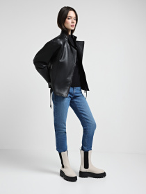 Шкіряна куртка Emporio Armani модель EW000229-AF10529-UC001 Фото