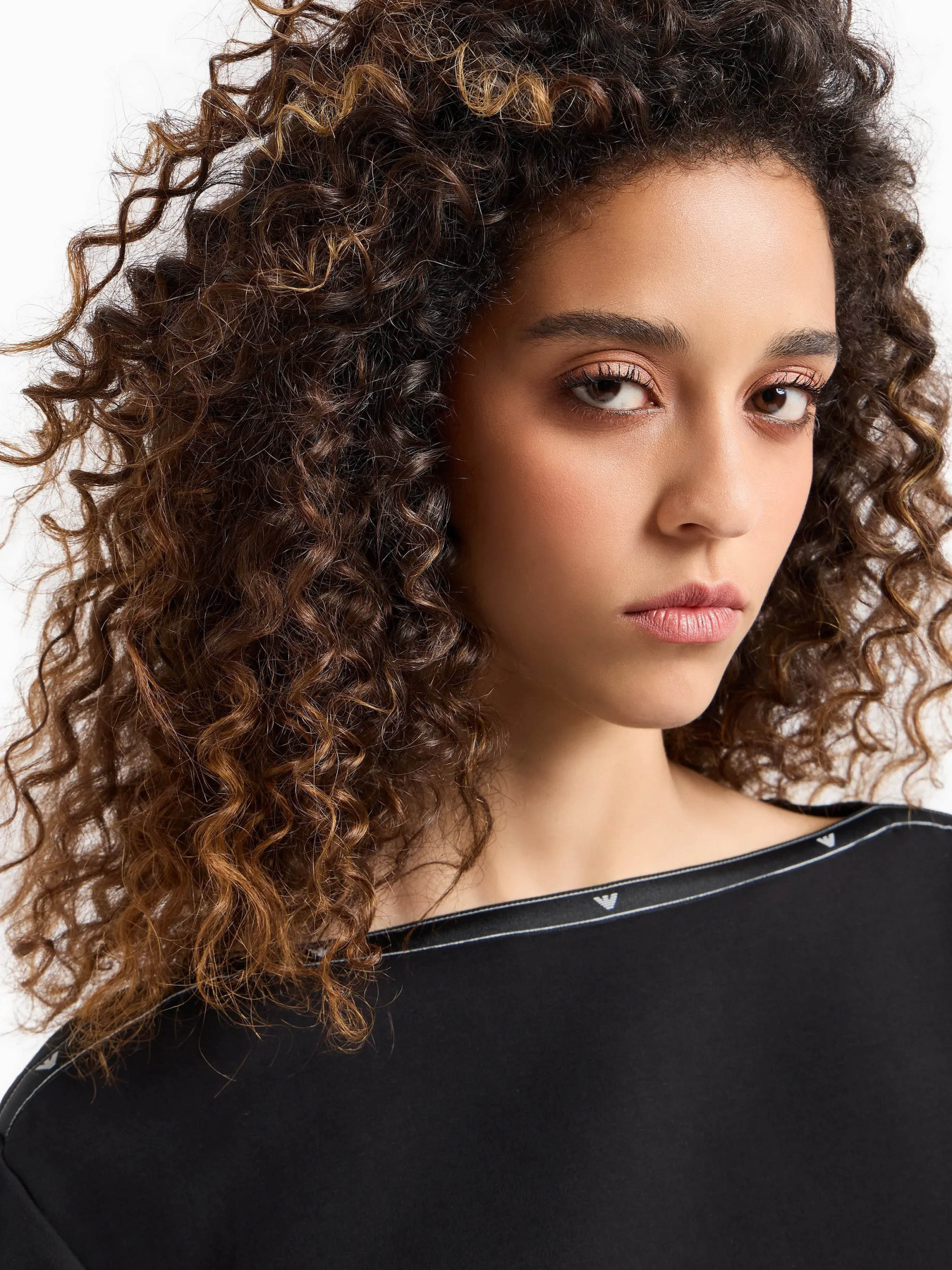 Свитшот Emporio Armani модель 6D2M6C-1JHSZ-0999 Фото