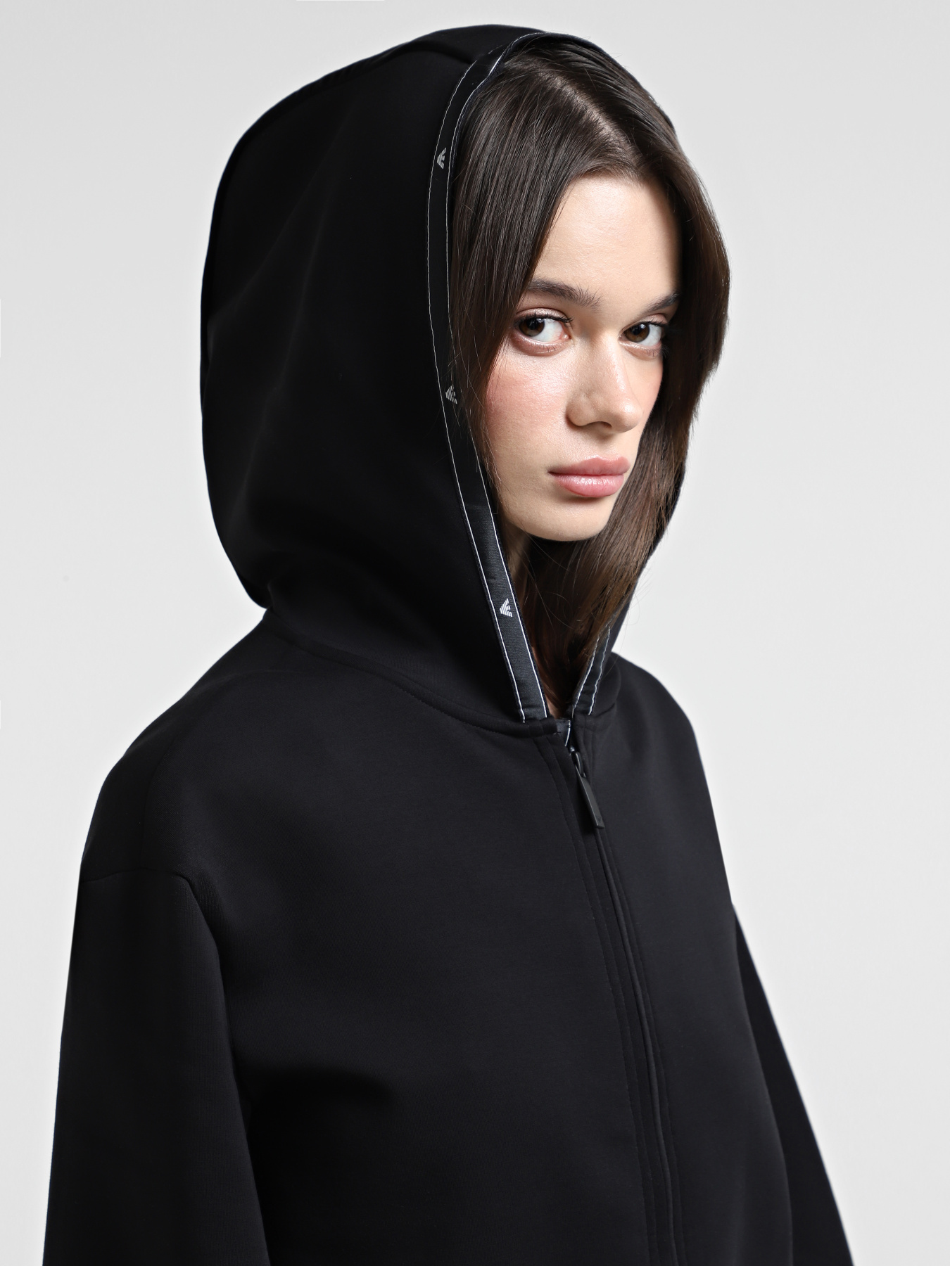 Кофта Emporio Armani модель 6D2M6D-1JHSZ-0999 Кофта Emporio Armani модель 6D2M6D-1JHSZ-0999 Фото