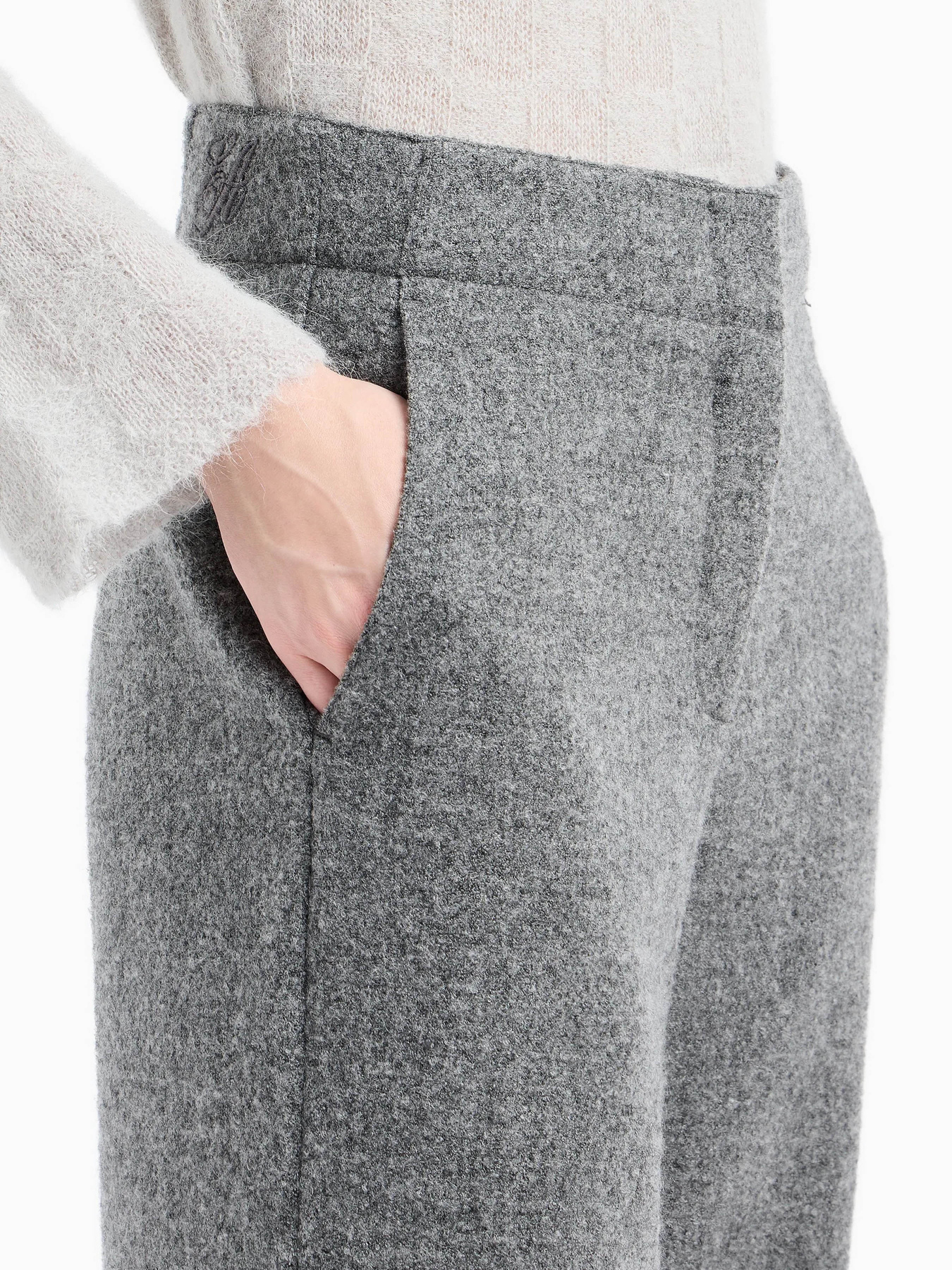 Брюки повседневные Emporio Armani модель EW000084-AF10240-S8077 Фото