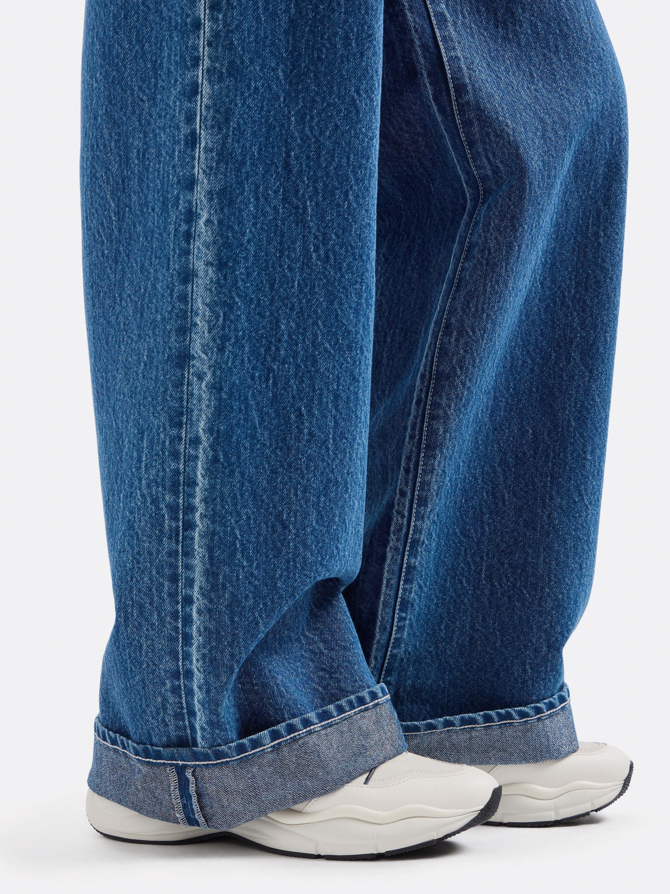 Широкие джинсы Emporio Armani модель 6D2J8B-2DUNZ-0942 Фото