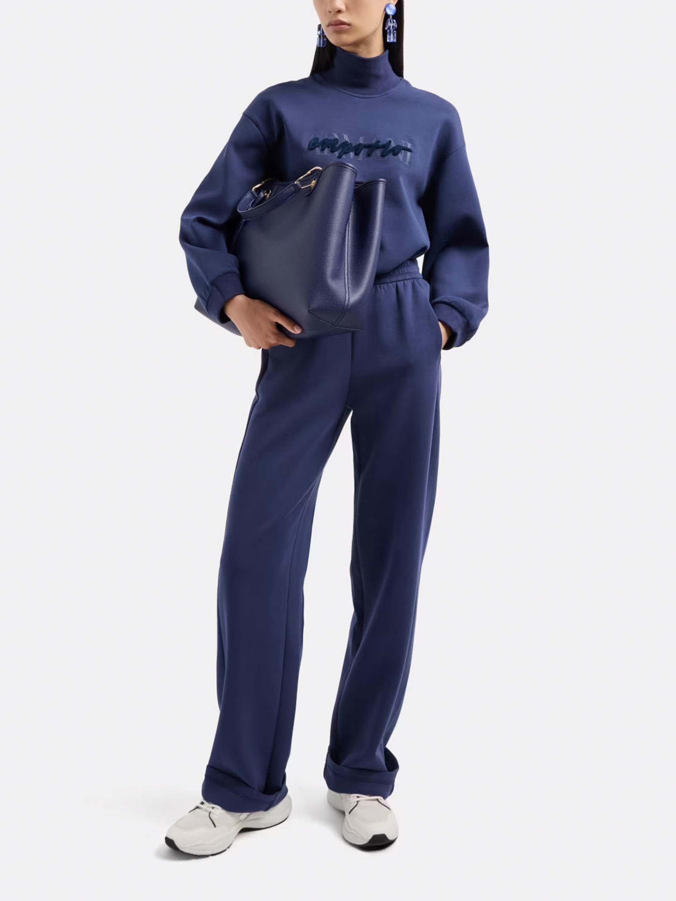 Світшот Emporio Armani модель 6D2M6E-1JHSZ-0917 Світшот Emporio Armani модель 6D2M6E-1JHSZ-0917 Фото