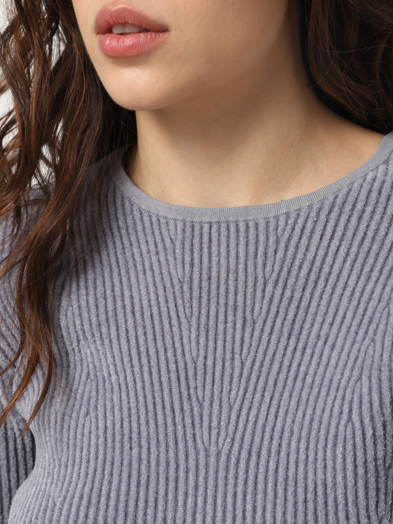 Джемпер Emporio Armani модель 6D2MU4-2M21Z-0642 Джемпер Emporio Armani модель 6D2MU4-2M21Z-0642 Фото