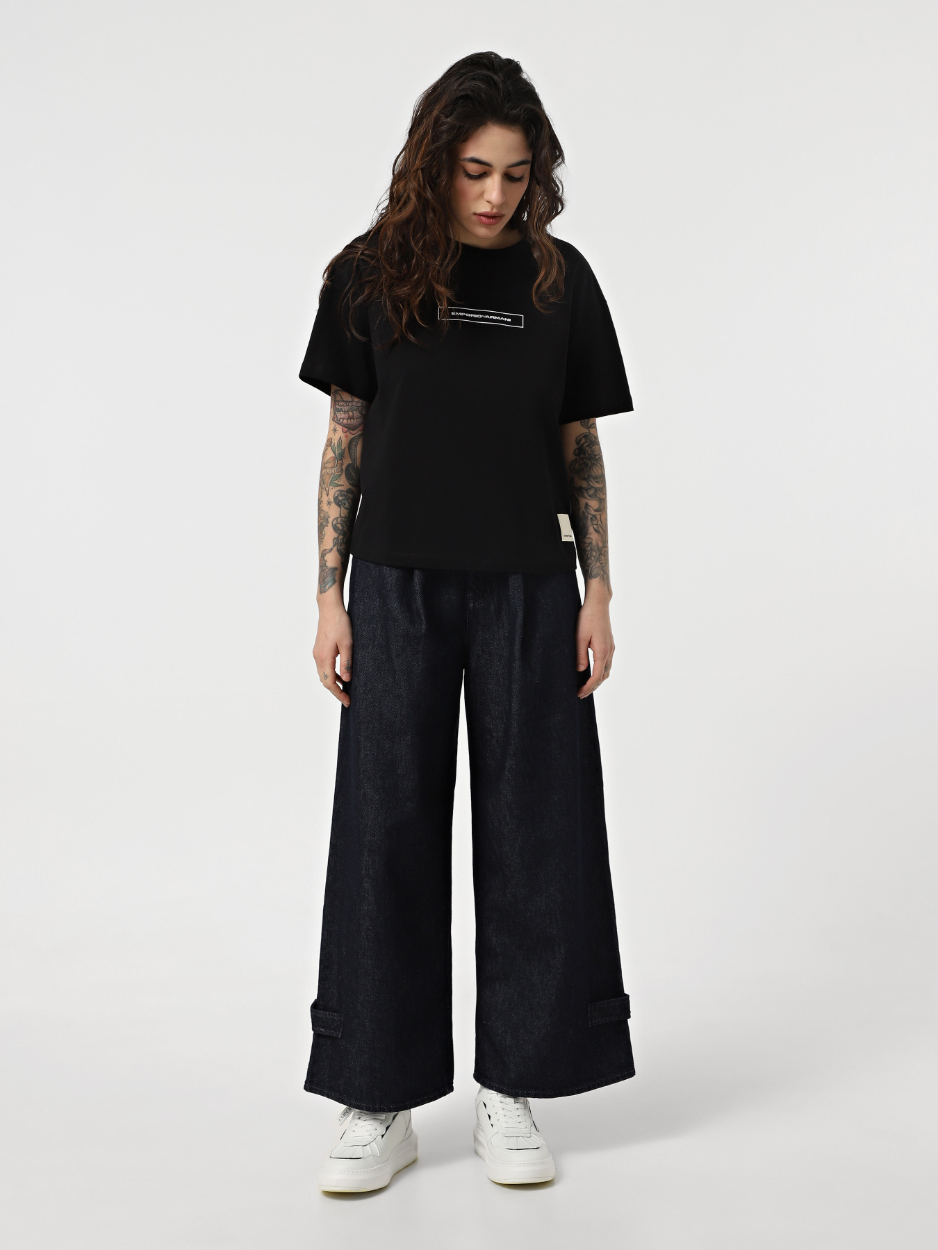 Широкие джинсы Emporio Armani Icon Project модель EW000227-AF10524-MB001 Фото