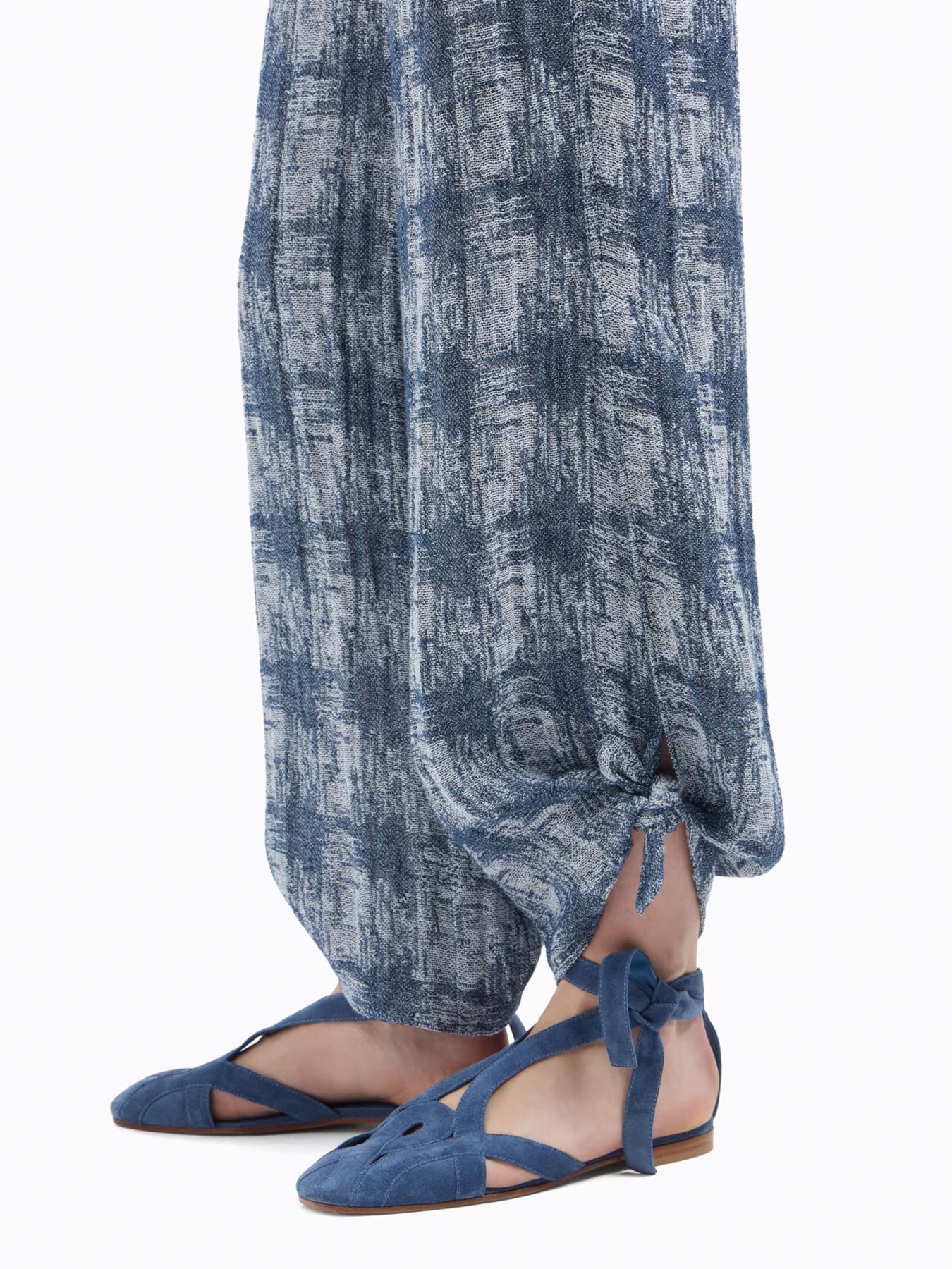 Брюки повседневные Emporio Armani модель EW000872-AF12524-FB228 Фото