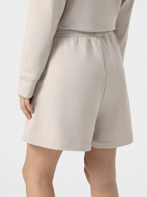 Повседневные шорты Emporio Armani модель EW000893-AF12538-U8020 Фото