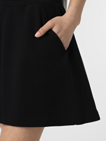 Шорти Emporio Armani модель EW000893-AF12538-UC001 Фото