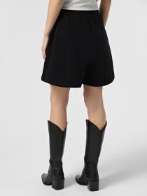 Повседневные шорты Emporio Armani модель EW000893-AF12538-UC001 Фото