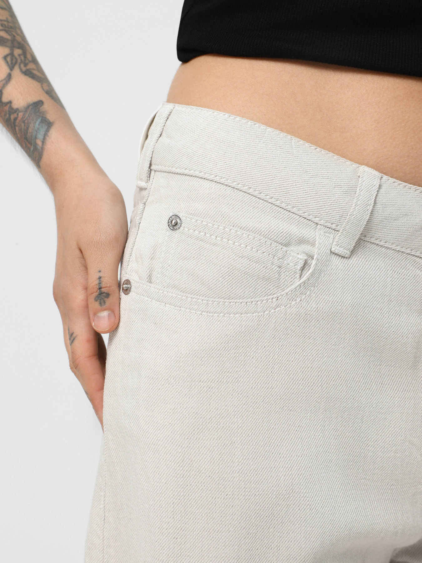 Широкі джинси Emporio Armani модель EW000737-AF14857-U0006 Широкі джинси Emporio Armani модель EW000737-AF14857-U0006 Фото