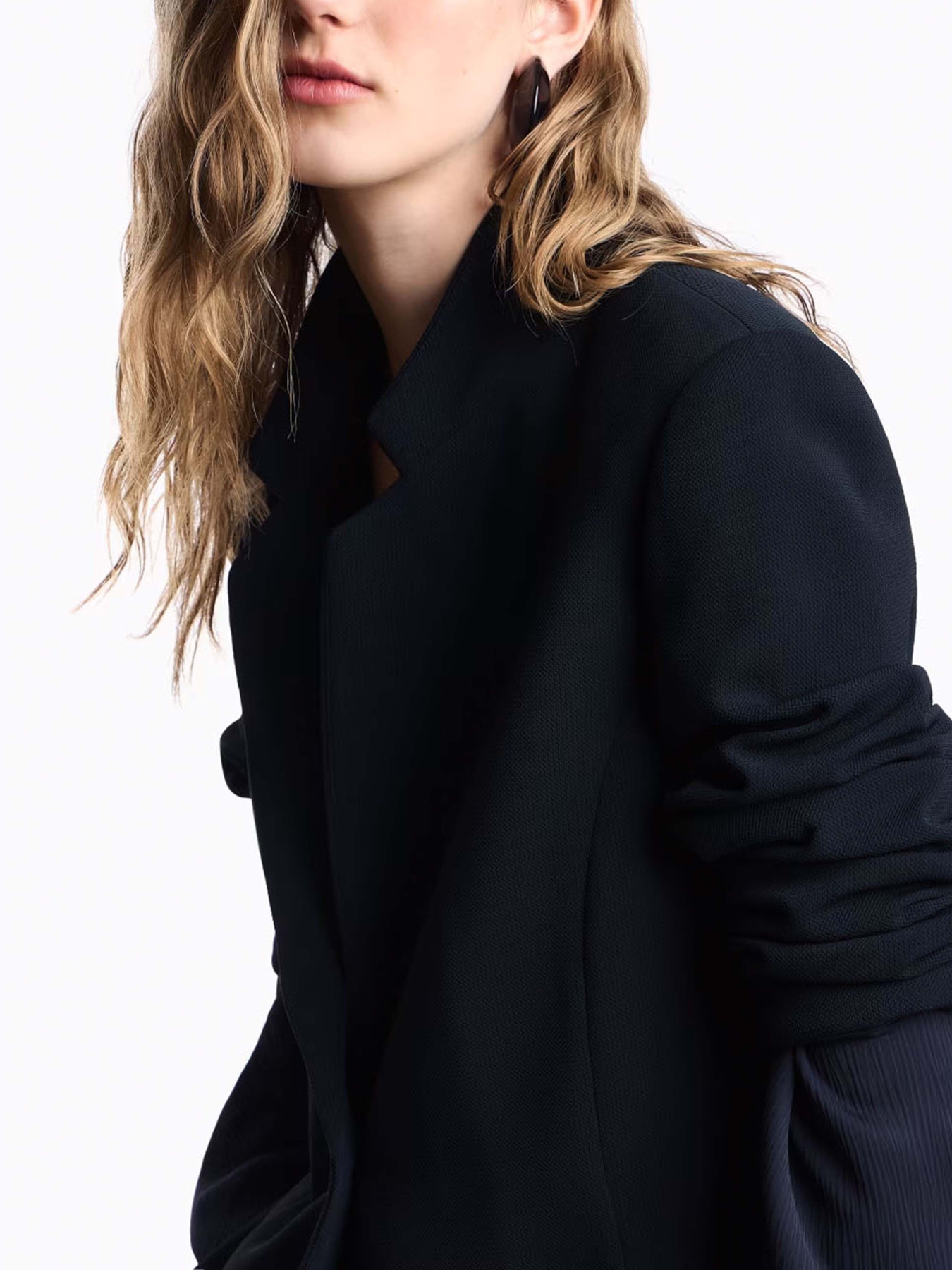 Блейзер Emporio Armani модель EW000849-AF12514-UB115 Фото