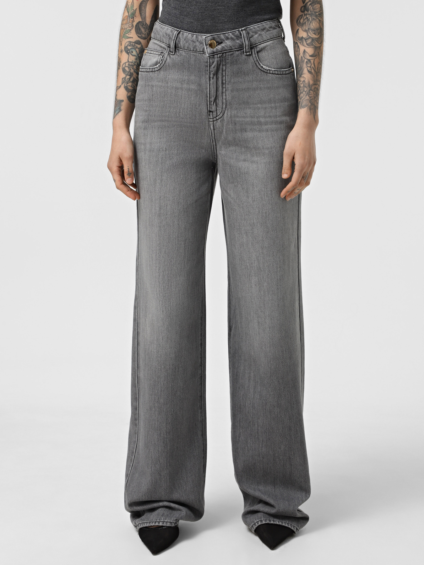 Широкі джинси Emporio Armani модель EW001119-AF12676-M8001 Широкі джинси Emporio Armani модель EW001119-AF12676-M8001 Фото