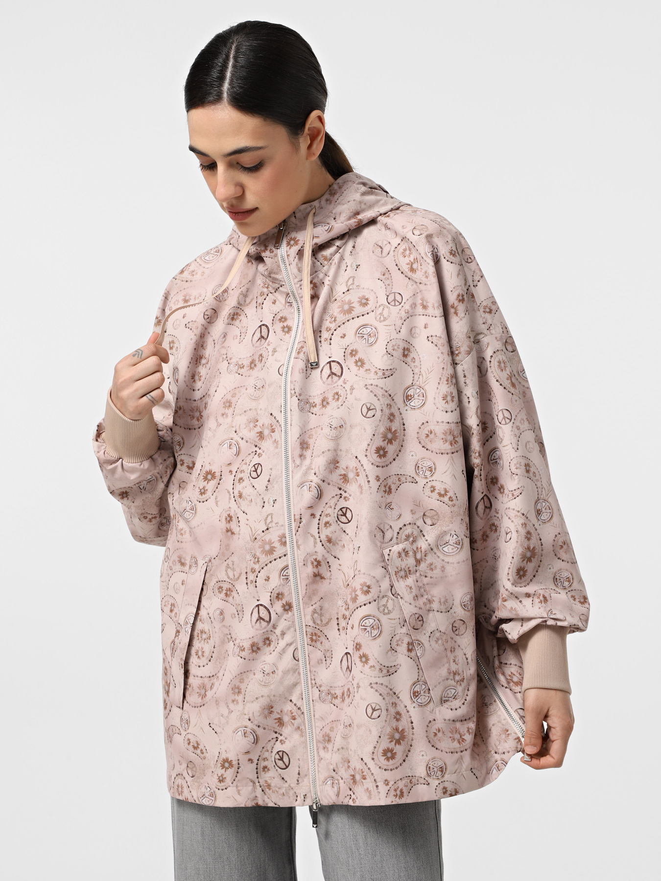 Демисезонная куртка Emporio Armani Sustainable модель EW001315-AF13856-F4018 Фото