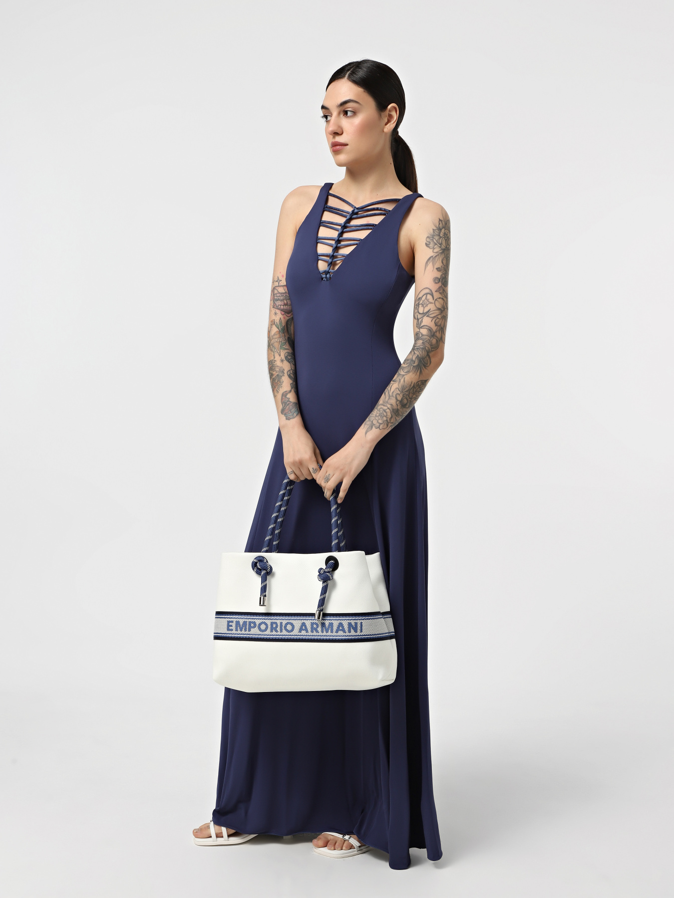 Сукня максі Emporio Armani модель EW001633-AF14054-UB084 Фото