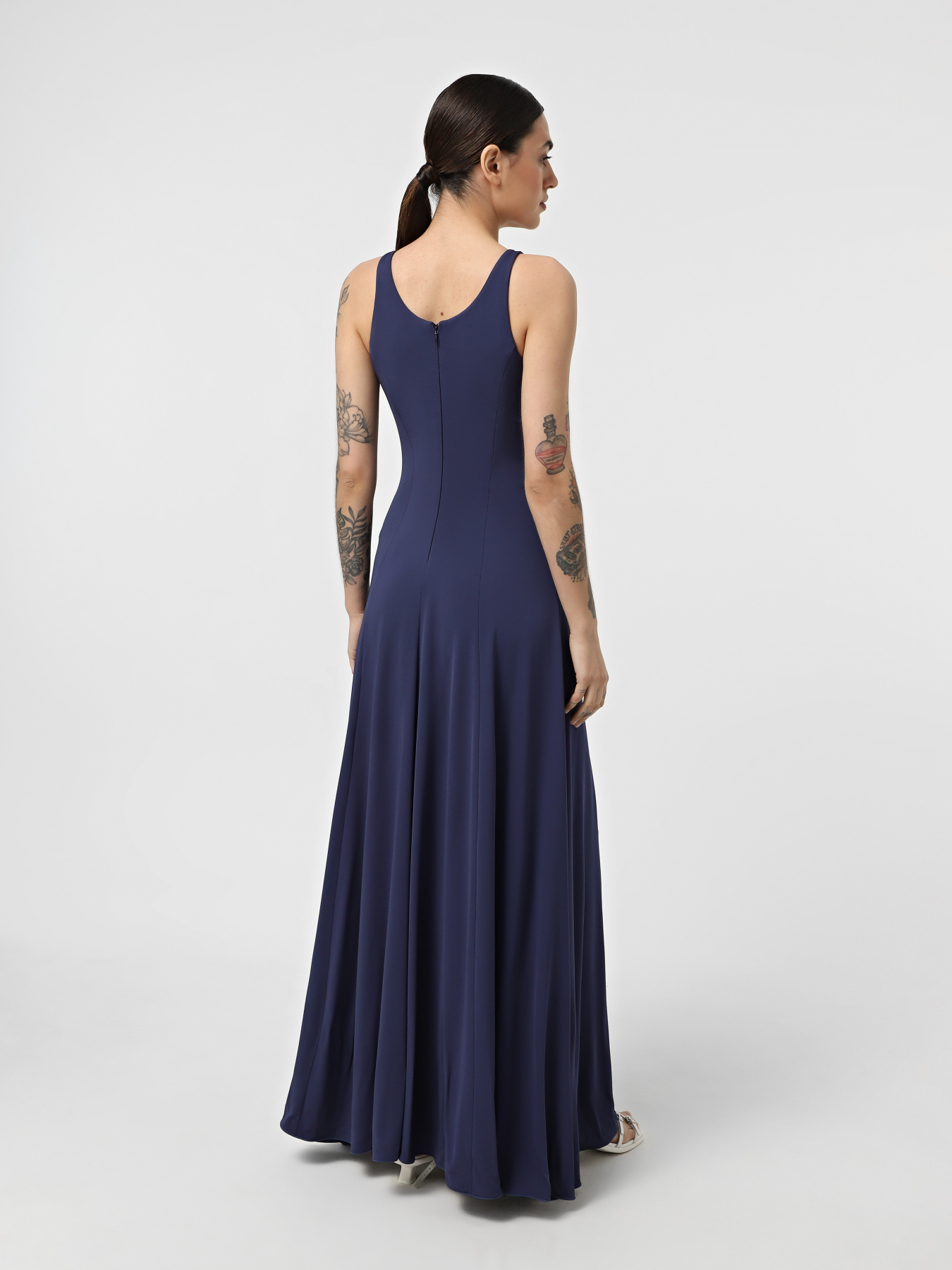 Сукня максі Emporio Armani модель EW001633-AF14054-UB084 Фото