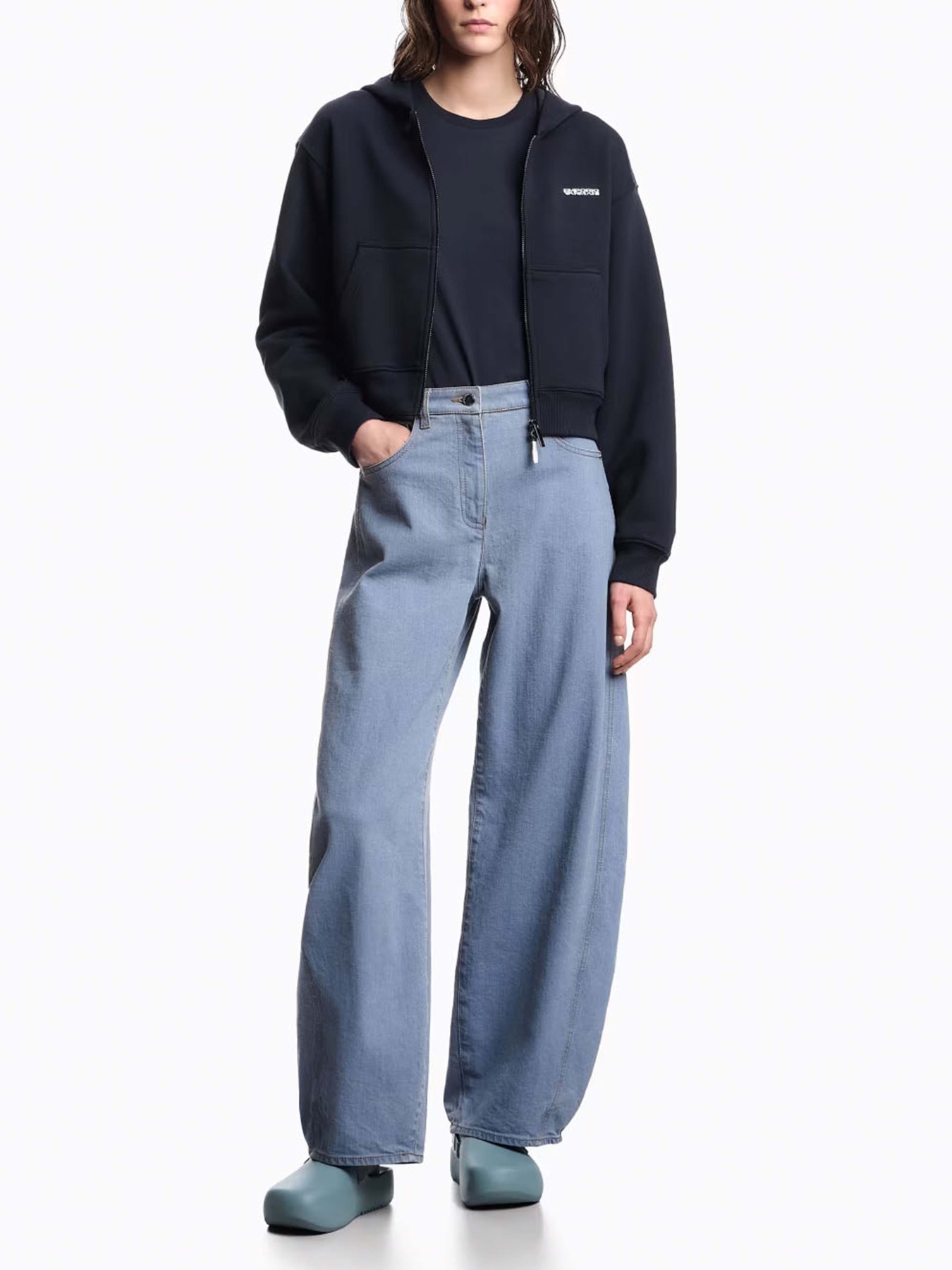 Футболка Emporio Armani Armani Sustainable модель EW001902-AF14836-FB226 Футболка Emporio Armani Armani Sustainable модель EW001902-AF14836-FB226 Фото