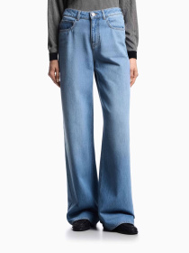 Широкі джинси Emporio Armani Модель EW000737-AF12675-MB003 Фото