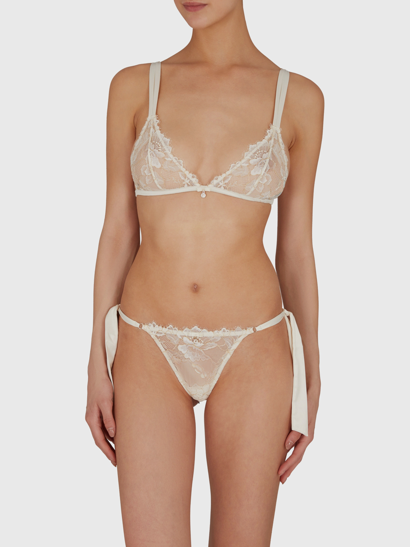 Комплект белья Emporio Armani модель EW000439-AF10888-F0023 Фото