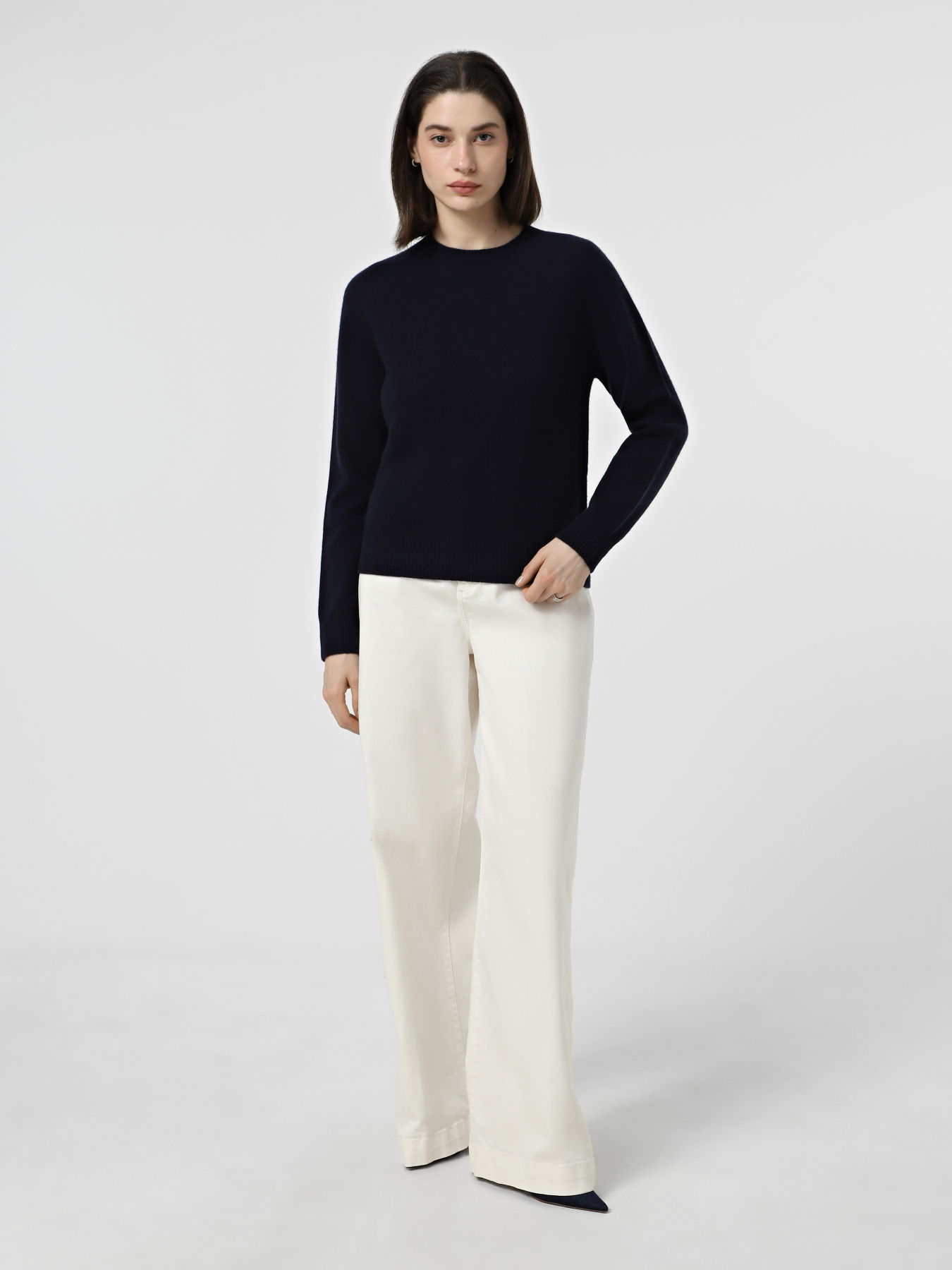 Свитер Emporio Armani модель EW002561-AF18628-UB115 Фото