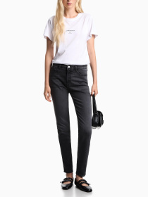 Скіні джинси Emporio Armani модель EW000205-AF17030-M8001 Фото