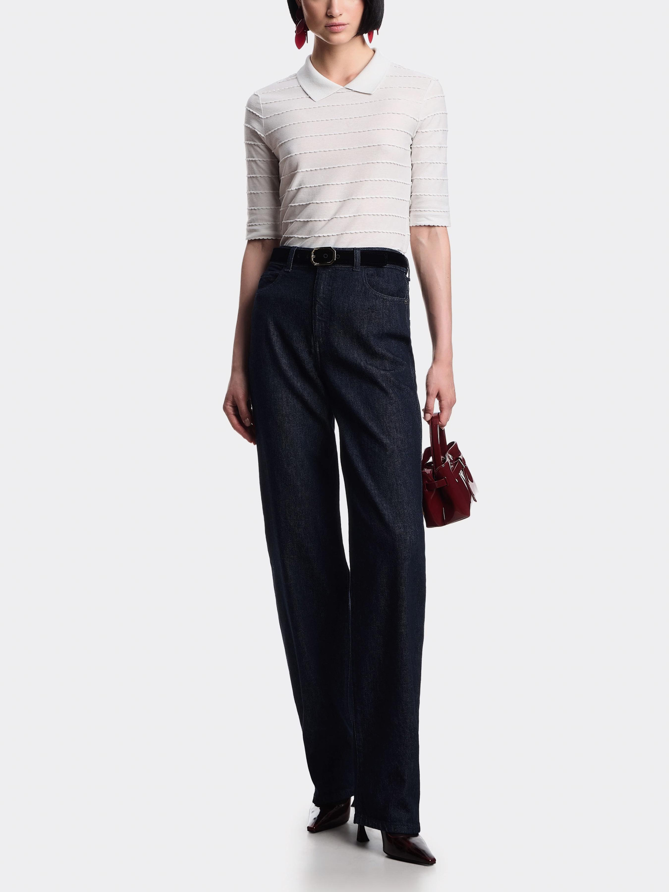 Прямые джинсы Emporio Armani модель EW000736-AF18421-MB001 Фото