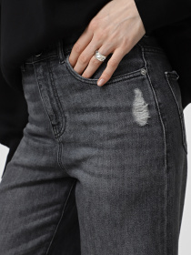 Прямые джинсы Emporio Armani модель EW000737-AF17033-M8001 Фото