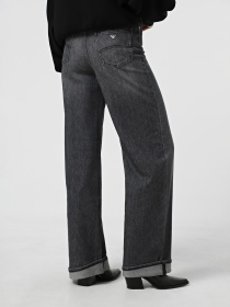 Прямые джинсы Emporio Armani модель EW000737-AF17033-M8001 Фото