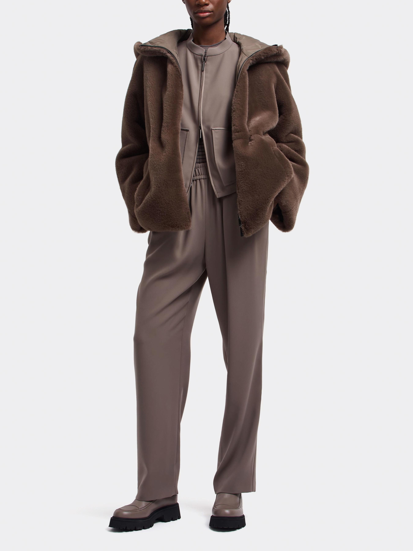 Джемпер Emporio Armani модель EW001488-AF10206-U6125 Фото