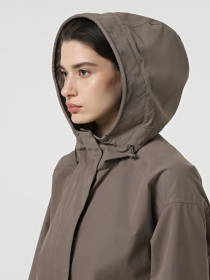 Ветровка Emporio Armani модель EW002086-AF14358-U6125 Фото