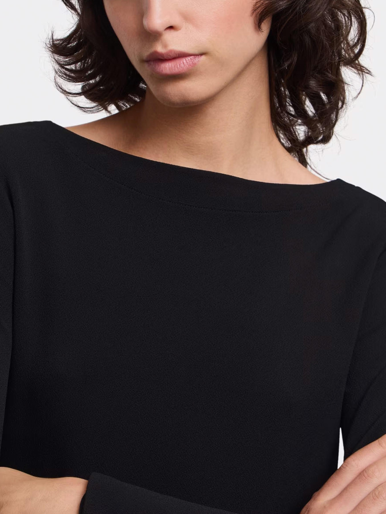 Джемпер Emporio Armani модель EW002756-AF16066-UC001 Фото