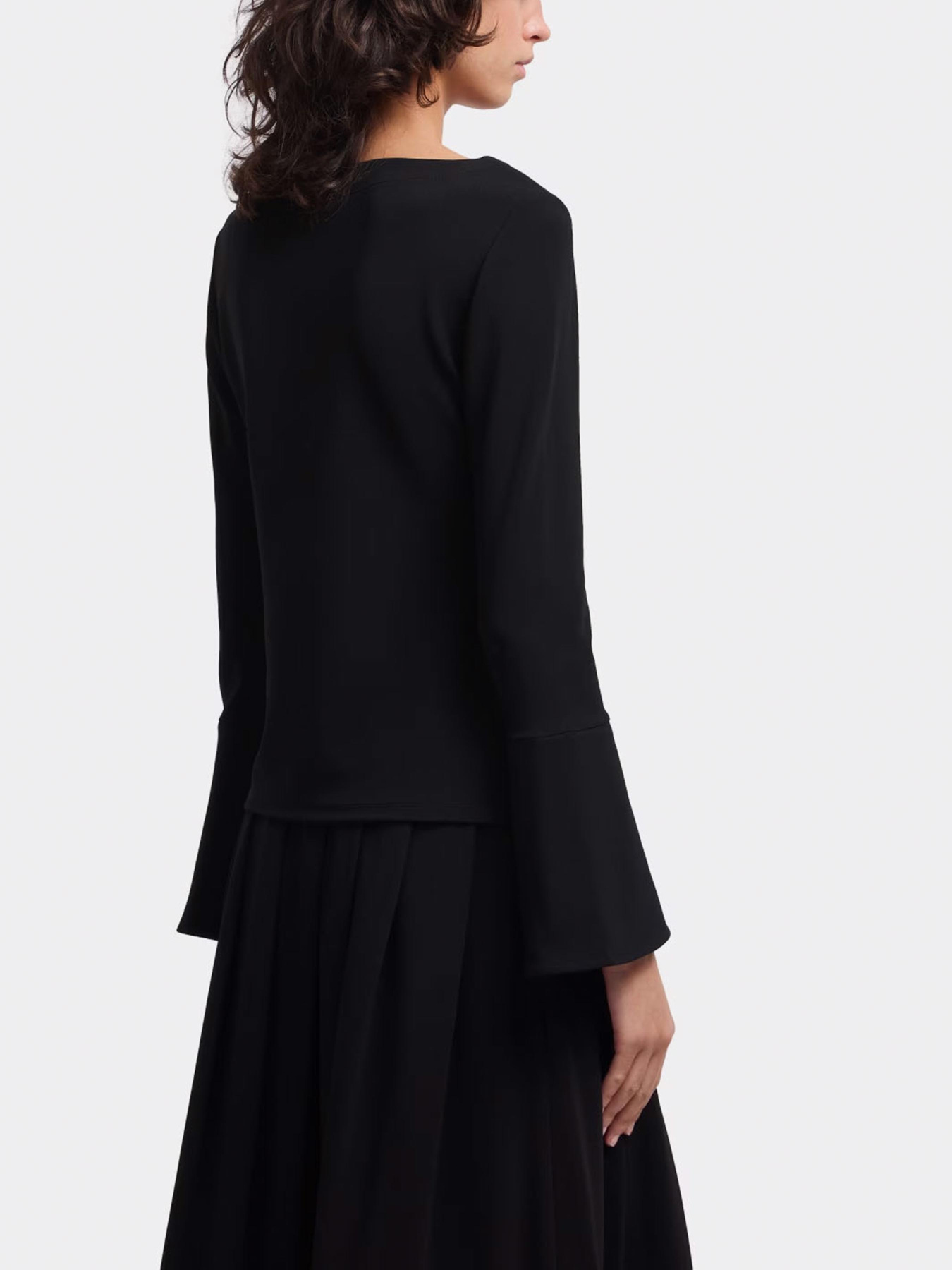 Джемпер Emporio Armani модель EW002756-AF16066-UC001 Фото