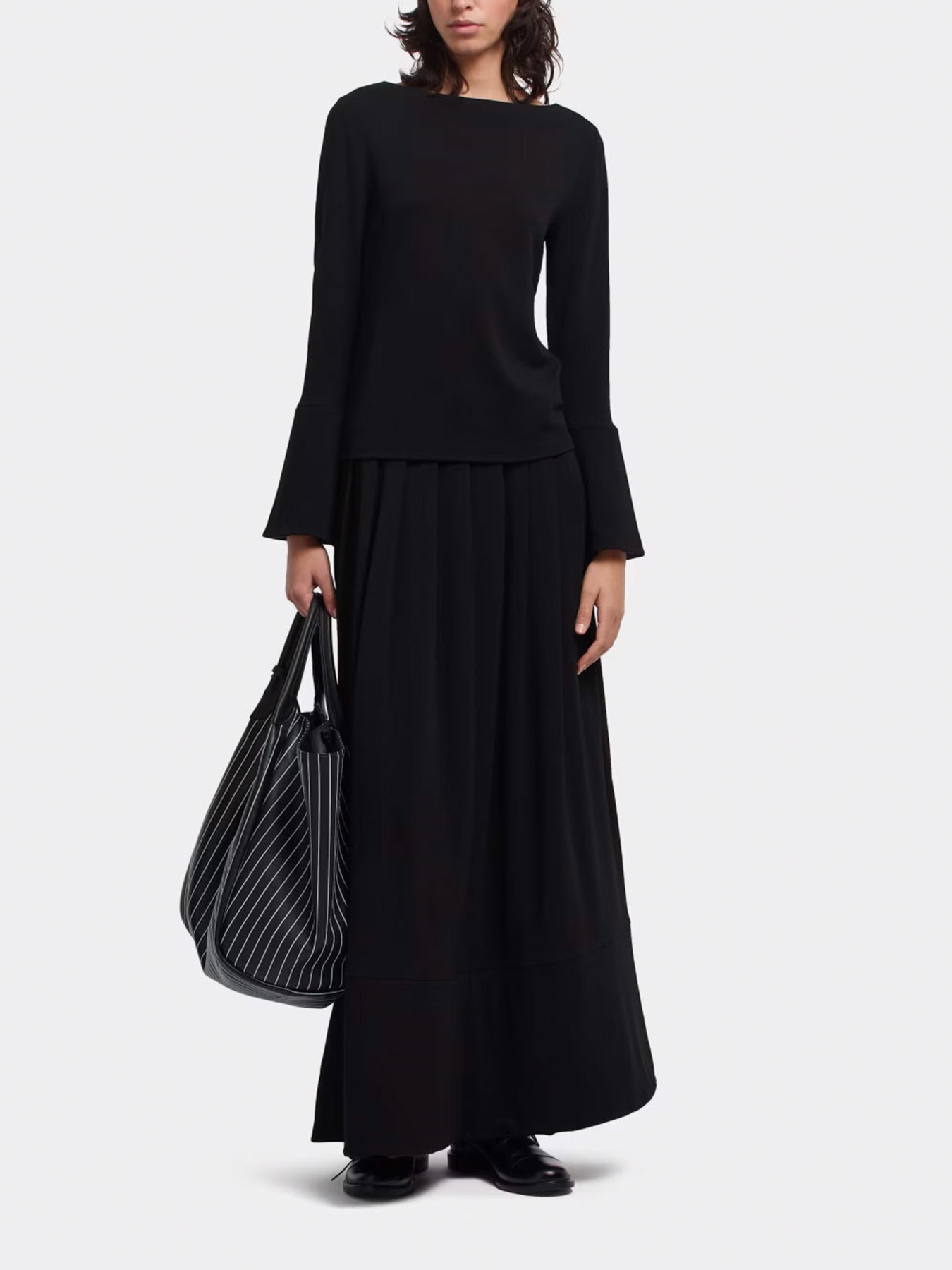 Джемпер Emporio Armani модель EW002756-AF16066-UC001 Фото