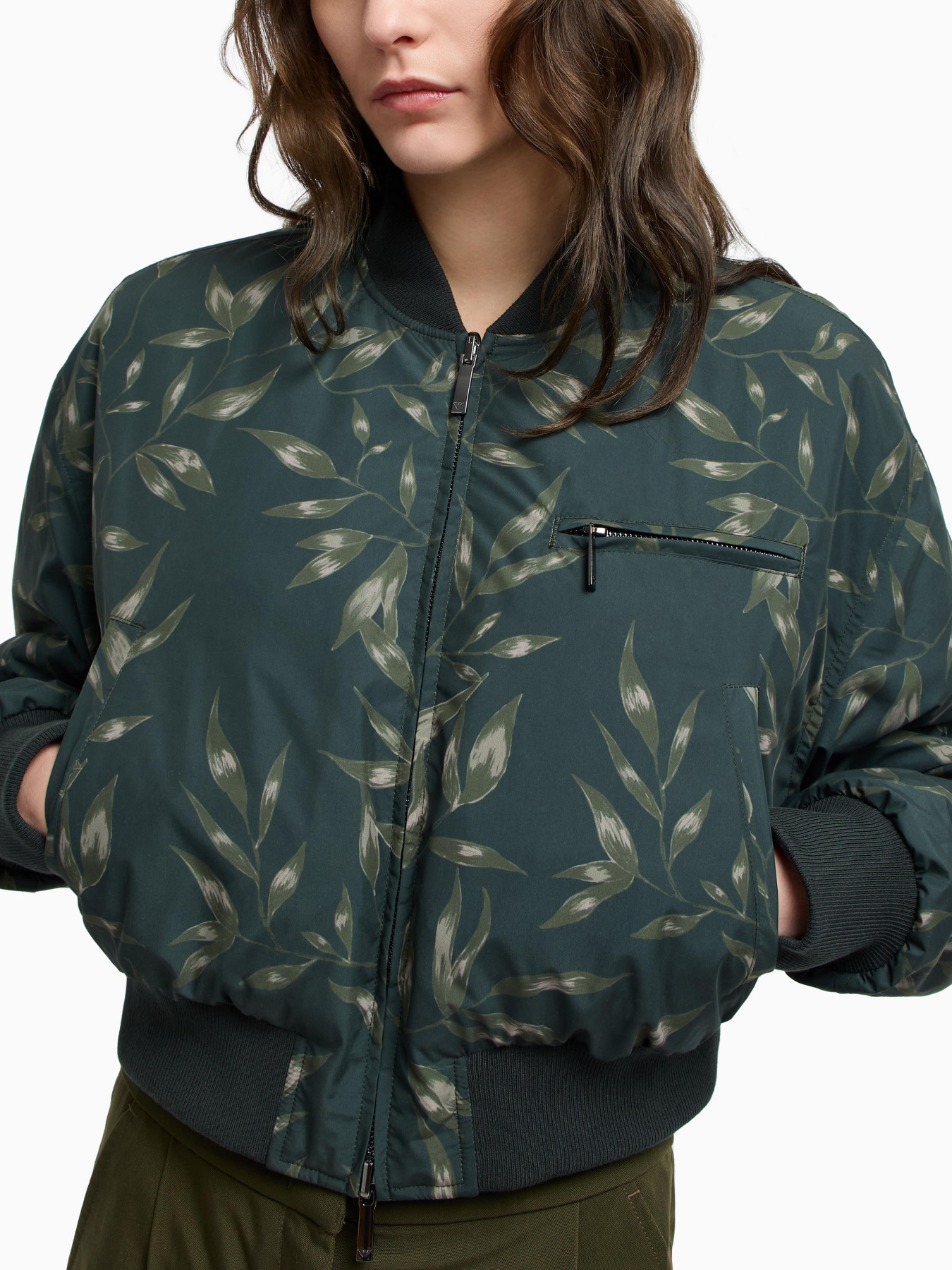 Бомбер Emporio Armani модель EW002376-AF17575-F7013 Фото