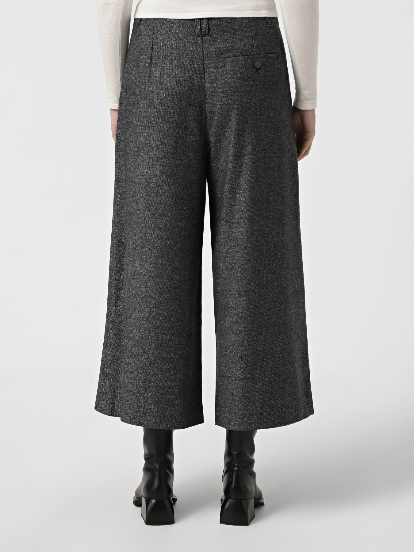 Брюки повседневные Emporio Armani модель EW002641-TE16666-O8003 Фото