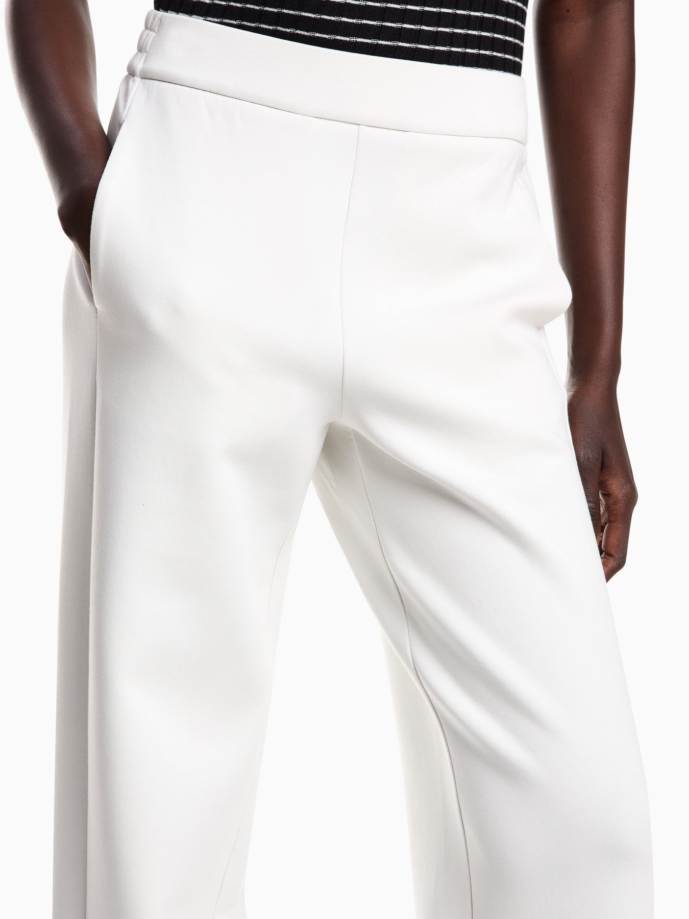 Брюки повседневные Emporio Armani модель EW002797-AF10002-U1144 Фото