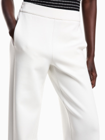 Брюки повседневные Emporio Armani модель EW002797-AF10002-U1144 Фото