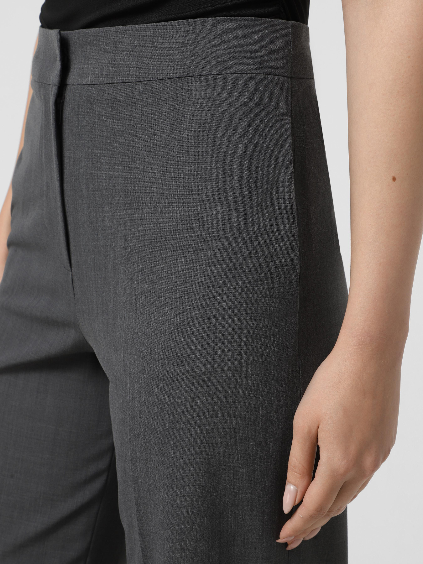 Класичні штани Emporio Armani модель EW002046-TE15608-O8002 Класичні штани Emporio Armani модель EW002046-TE15608-O8002 Фото