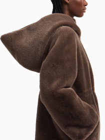 Шуба Emporio Armani модель EW001467-AF14618-U6125 Фото