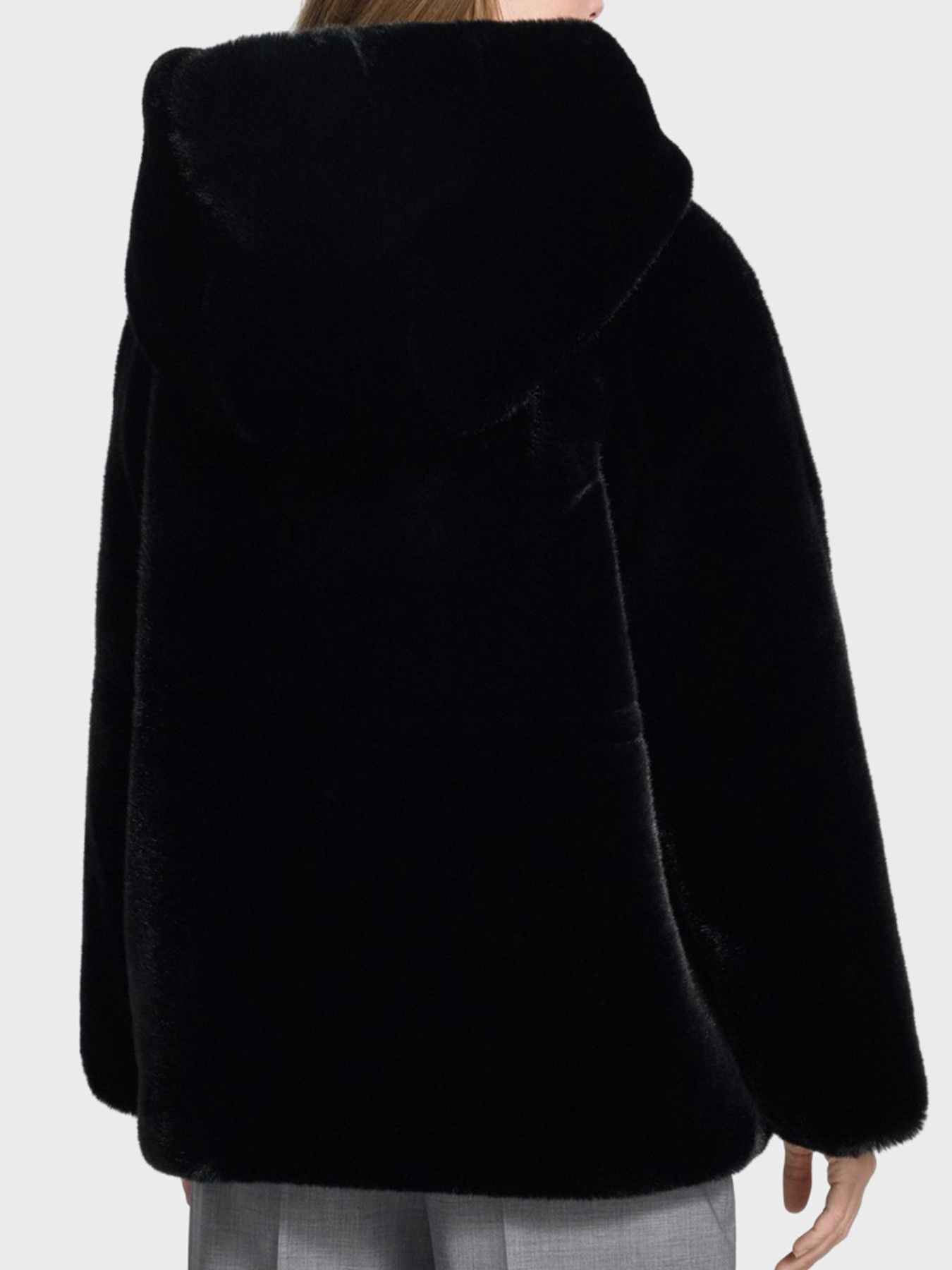 Шуба Emporio Armani модель EW001467-AF14618-UC001 Фото