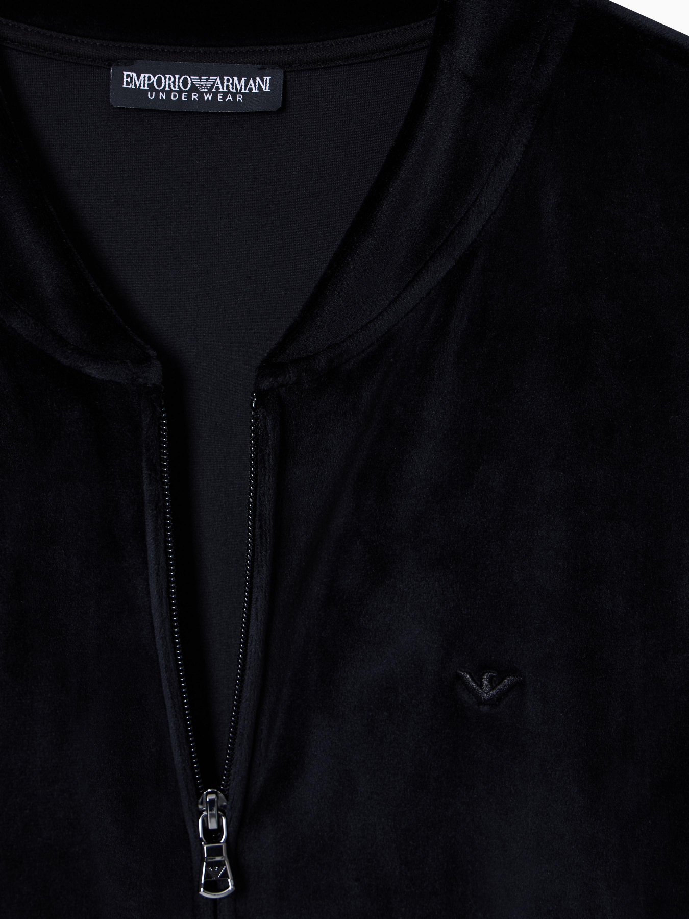 Костюм Emporio Armani модель EW001968-AF15366-UC001 Фото